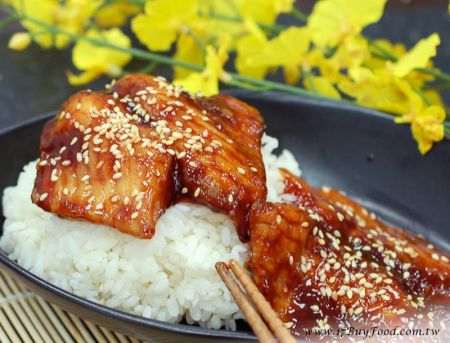 嚴選蒲燒魚排，立即可食省時好幫手，營養鱈斑魚秋刀魚讓全家都滿意