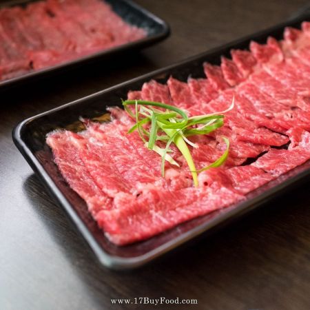 ｛現切台灣冷藏牛涮涮組｝令人驚豔的甘甜只要幾秒鐘！