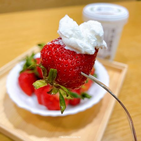 【戀愛滋味・免運費】｛有機鮮草莓｝春日現摘直送，大口吃無毒最安心