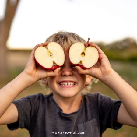 夏日最新✨免運費！紐西蘭Dazzle 有機蘋果✨揭開今夏的第一顆香甜蘋果，好想趕快喀ㄘ咬一口✨